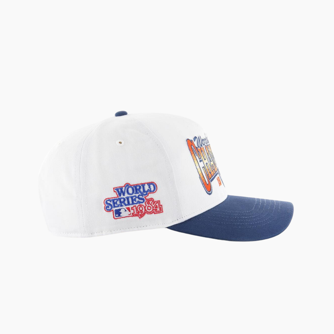 47 - MLB Detroit Tigers Arch Champ Hitch
