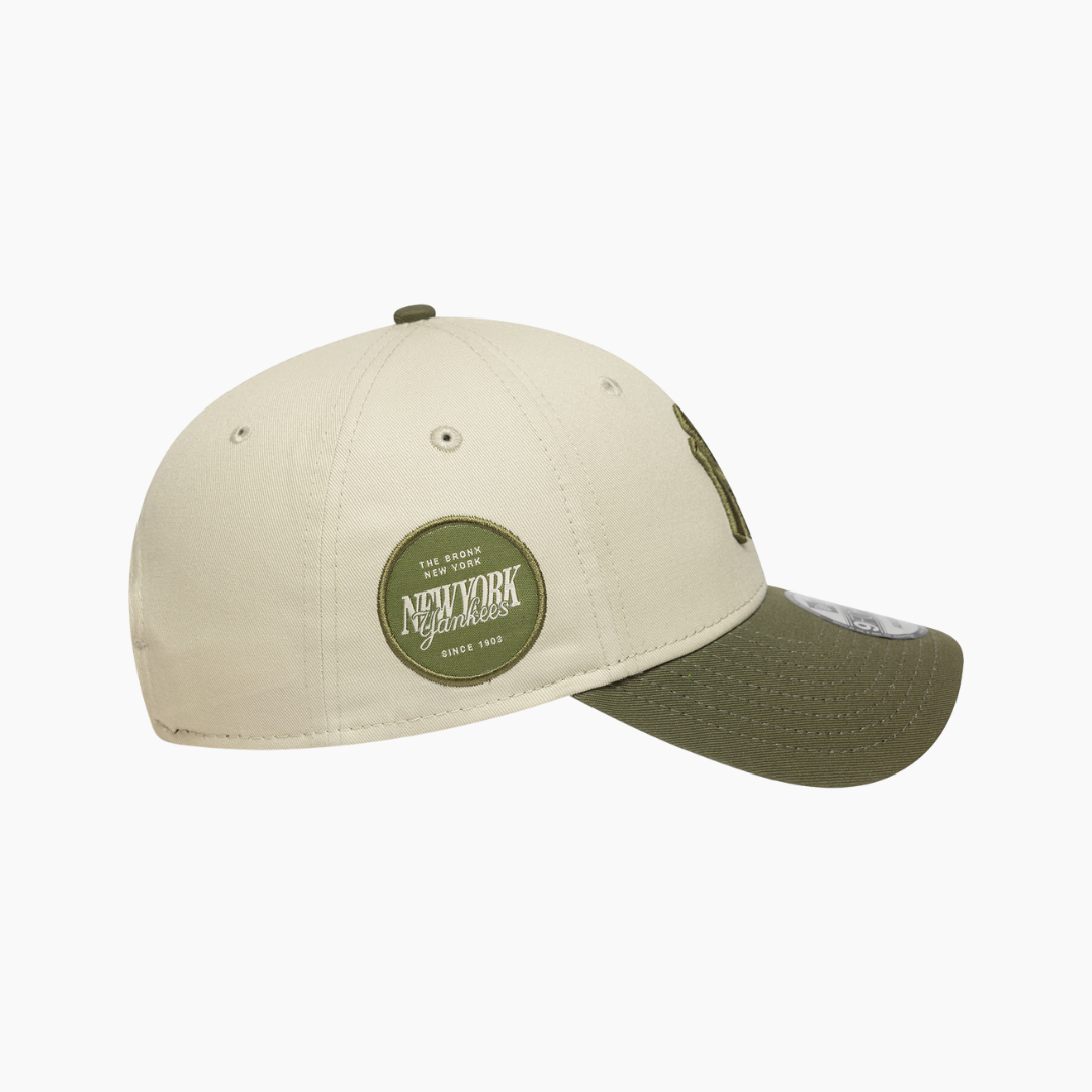 New Era - 9Forty New York Yankees Side Patch Cap Green/Creme